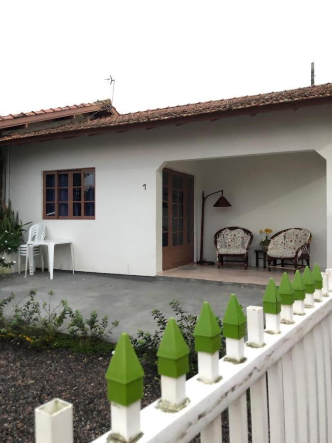 Casinha de Praia na Fazenda da Armação Governador Celso Ramos Extérieur photo